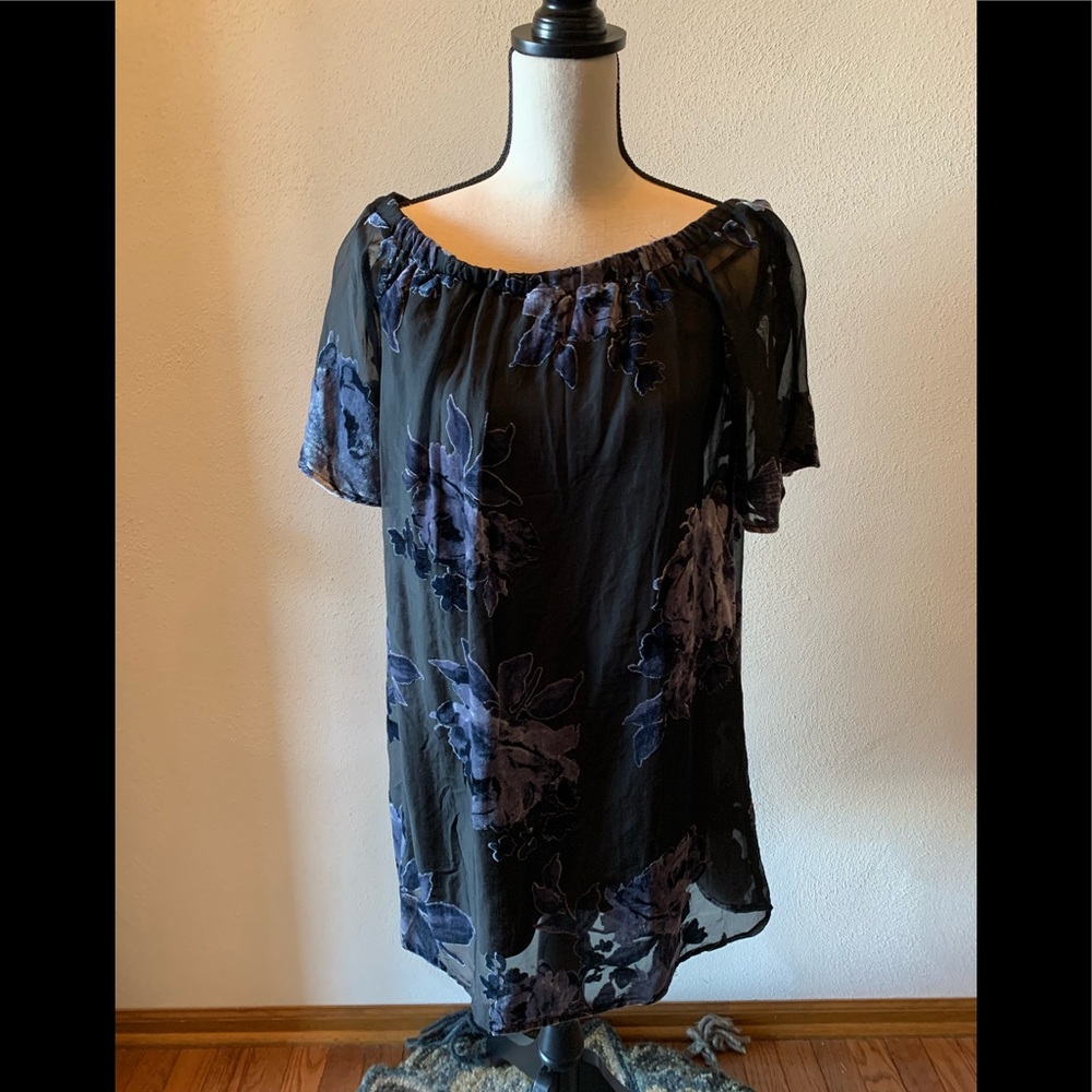 As U wish black with floral velvet mini dress